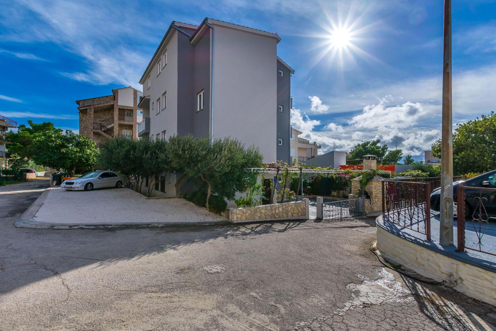 Apartments Kristina Omiš Εξωτερικό φωτογραφία