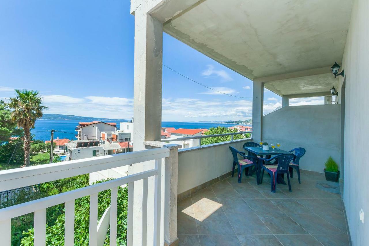 Apartments Kristina Omiš Εξωτερικό φωτογραφία