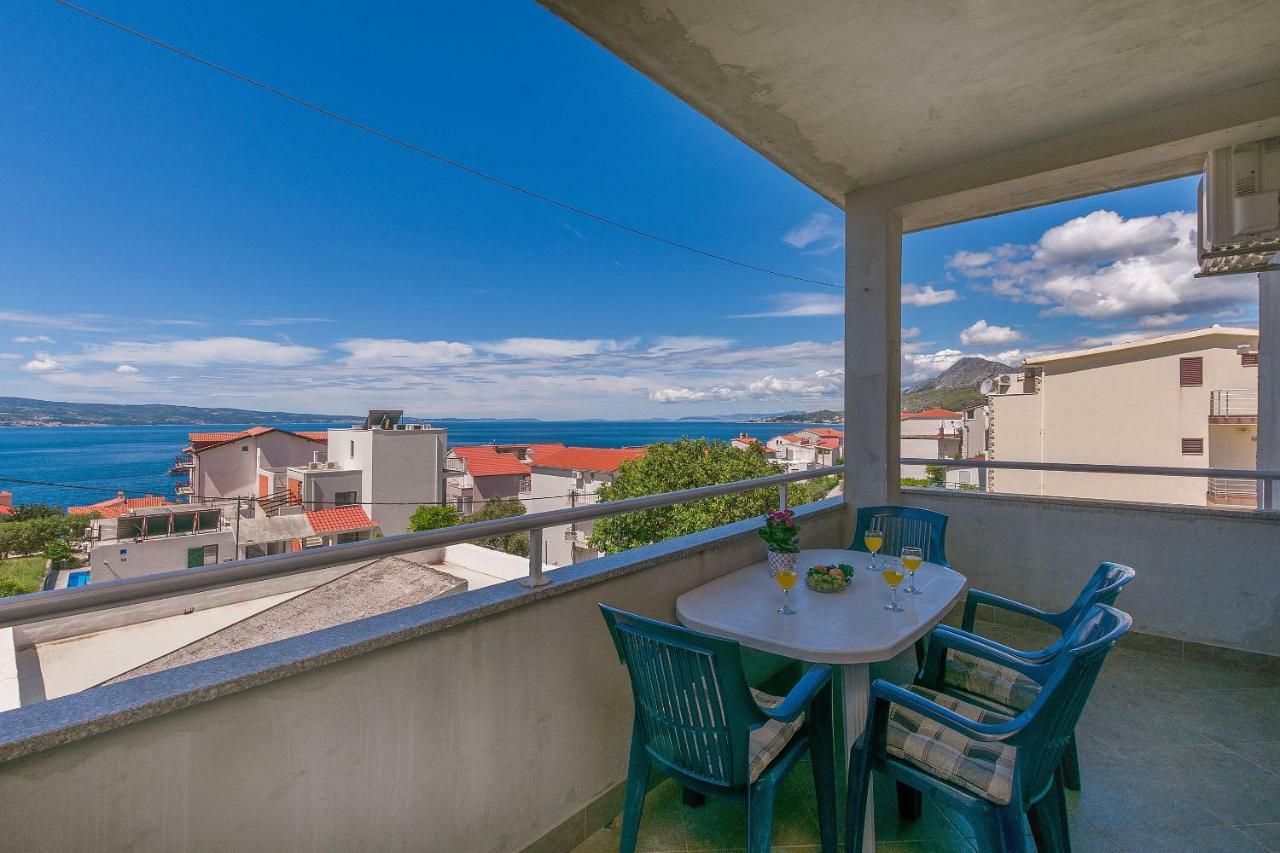 Apartments Kristina Omiš Εξωτερικό φωτογραφία