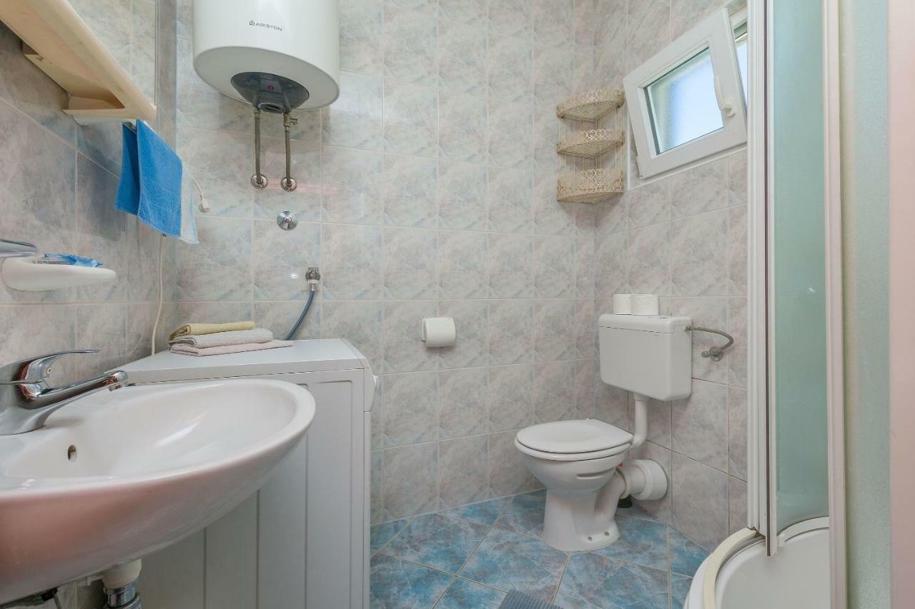 Apartments Kristina Omiš Εξωτερικό φωτογραφία