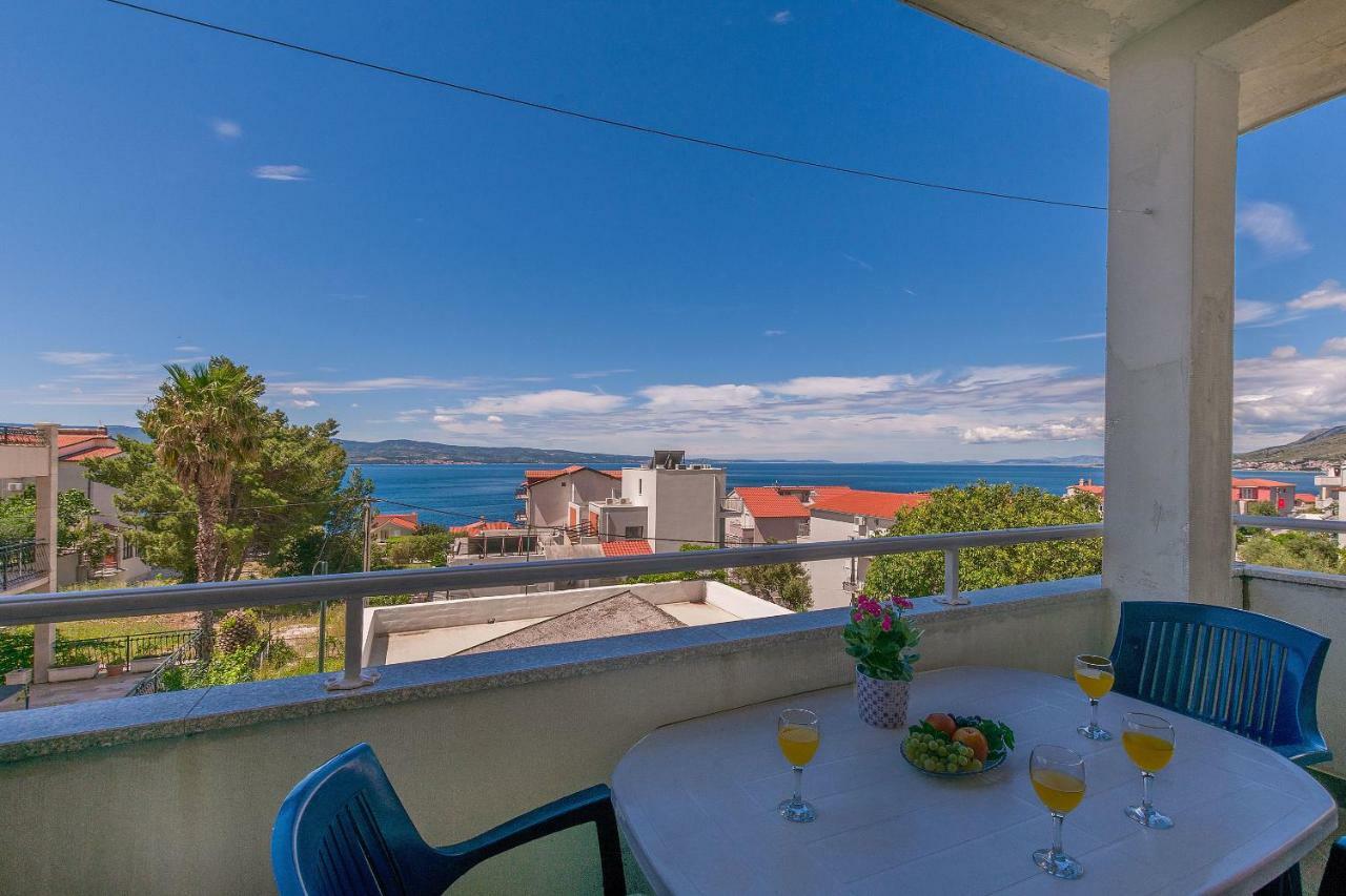 Apartments Kristina Omiš Εξωτερικό φωτογραφία